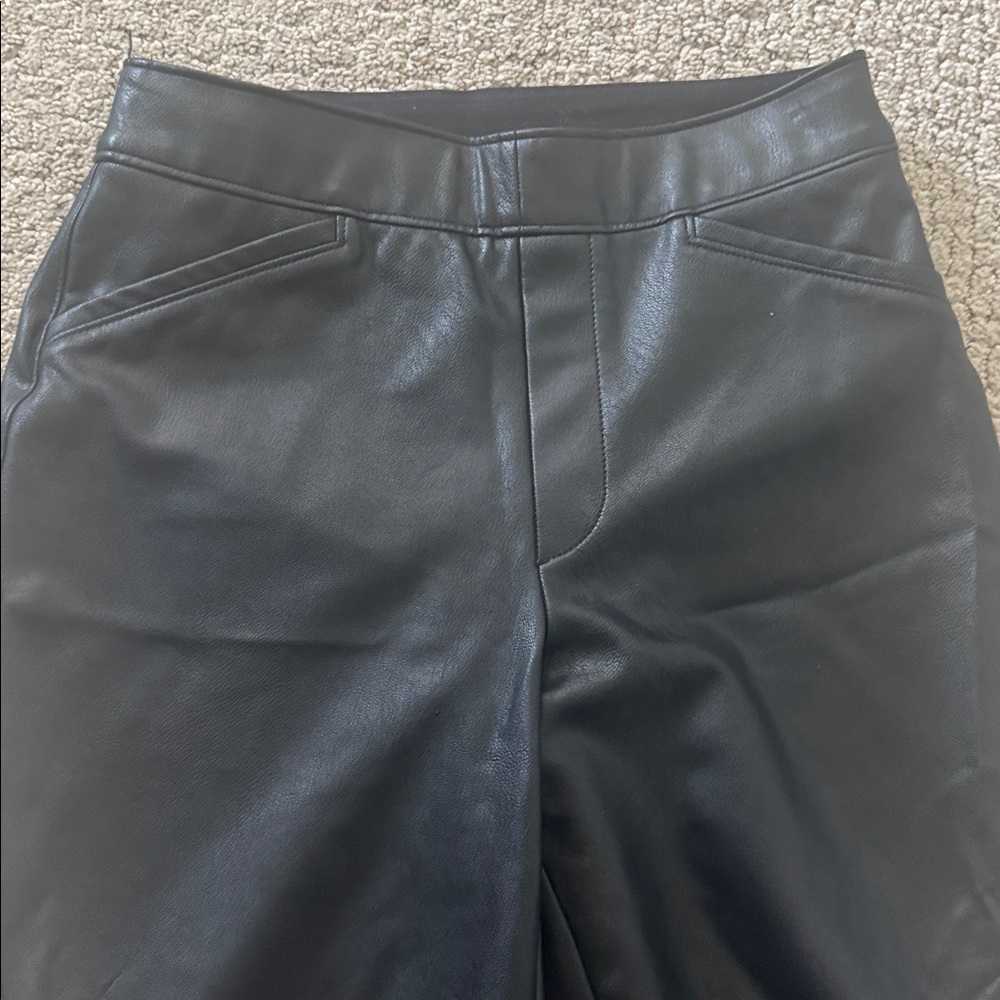 Spanx faux leather bootcut black pull on pants small - Picture 9 of 9